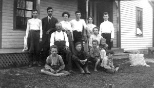Voisin Family circa 1907